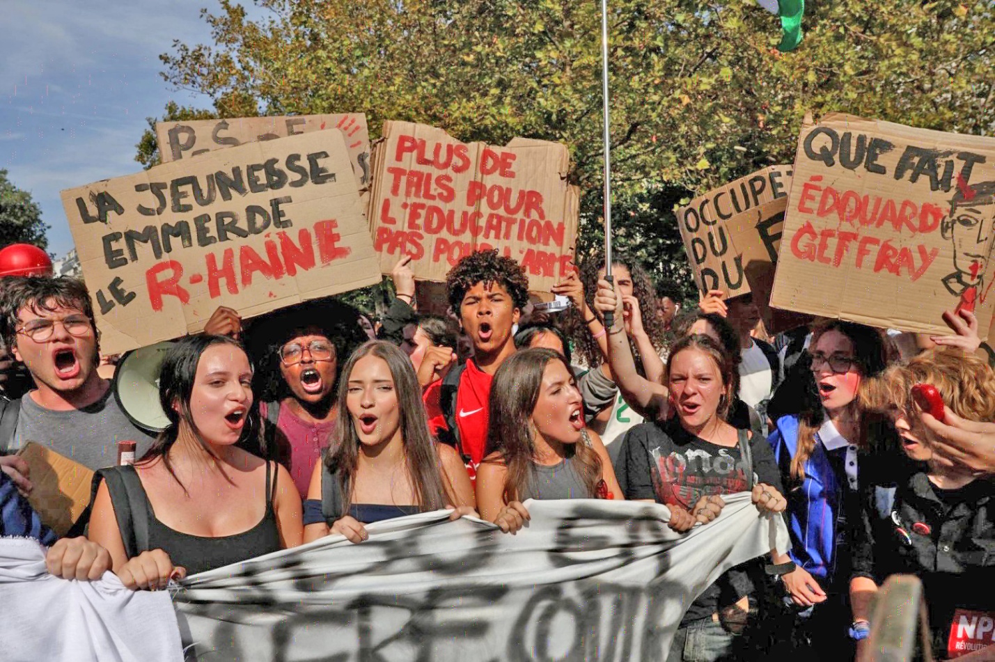 Francia: De la Rebelión a la Revolución Comunista